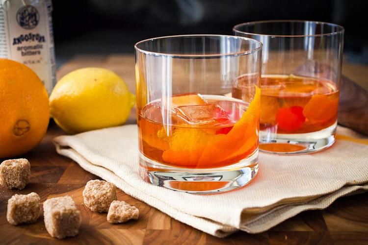 Коктейль Олд Фешен (Old Fashioned) - склад, класичний рецепт з фотографіями в домашніх умовах, варіації